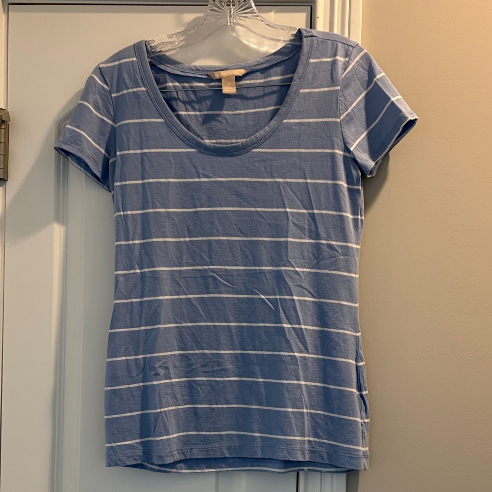 Banana Republic Light Blue & White Striped Scoop Neck Tee